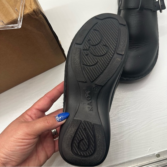 NAOT Shoes Mule Clogs Womens Size US 6.5 EU 37 Black Leather Slip On Round Toe - Picture 4 of 9